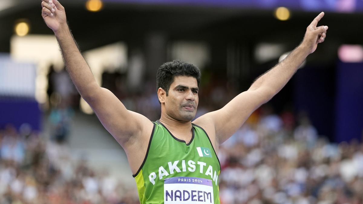 Arshad Nadeem Sets New Olympic Record with 92.97m Javelin Throw at